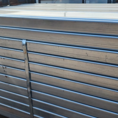 Tubes en acier galvanisé de 2x2 40x40x3mm 4x4 pouces 150x150 200x200 12 calibre Tubes en acier galvanisé carré avec certification ISO9001