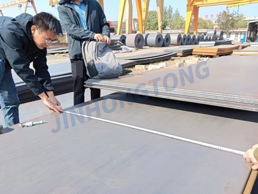 Grade Q195/Q235/Ss400/SPHC/SAE1006 Plaque d'acier laminée à chaud personnalisée pour l'acier doux à faible teneur en carbone