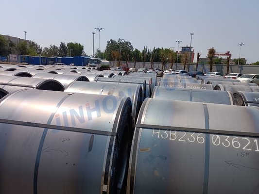 1215 mm 1250 mm 1000 mm Largeur 600-2000 mm Épaisseur 0,35-200 mm Peinture noire Q345 S235JR HRC Coil en acier au carbone laminé à chaud Fabriqué