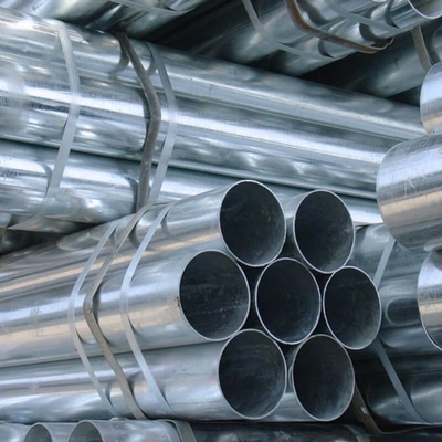 Q235b Tubes en acier galvanisé à chaud galvanisé rond soudé de calibre 18 Tubes en acier galvanisé pour environnements à haute température