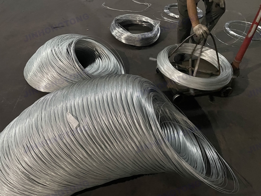Construction de protection Fil d'acier galvanisé pour surface trempée à chaud dans l'industrie du bâtiment