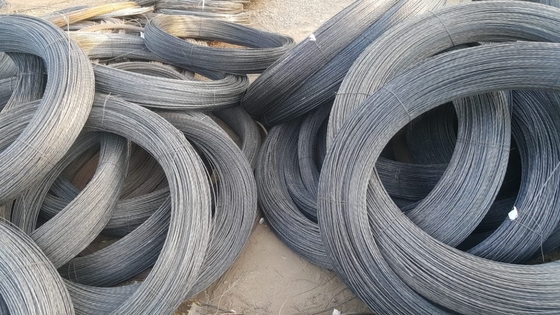 Résistance à la traction élevée 1700MPa SAE 1015 SAE 1070 Fil d'acier à haute teneur en carbone pour matelas Fil tiré par ressort