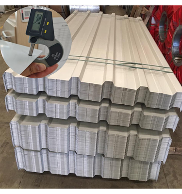 Carreaux ondulés RAL Couleur personnalisée Zinc galvanisé PPGI tôle d'acier ondulé Meilleure offre exclusive