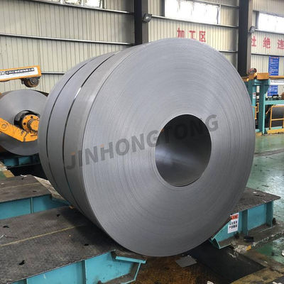 Service de traitement de soudage de bobine de soudage Q345 S235jr Hrc en acier au carbone laminé à chaud, décapé et huilé