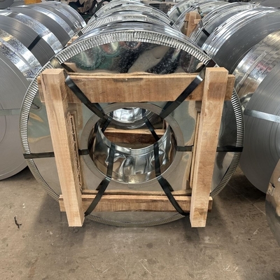 Plaque d'acier en bobine JISG3302 SGCC Zinc recouvert de 0,2 mm bobines de fer galvanisé à chaud avec grand spangle et /- 1% de tolérance