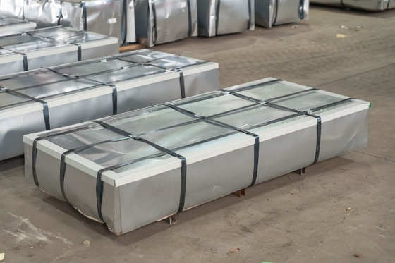 Vente de tôles d'acier ondulé de toiture de construction avec tolérance ± 1% SGCC SGCH JIS G3302 DX51D Z275 tôle de toiture métallique de zinc