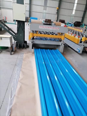 Les fabricants chinois enchantés par la production de tôles de toit en acier galvanisé ondulé