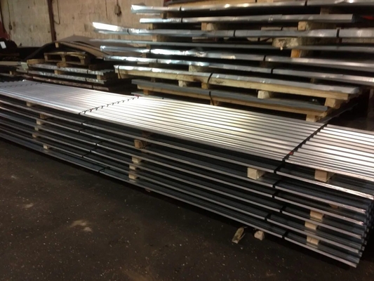 Plaques de toiture galvanisées en acier galvanisé revêtues de zinc à chaud SGCC SPCC SECC DX51D de qualité pour la construction