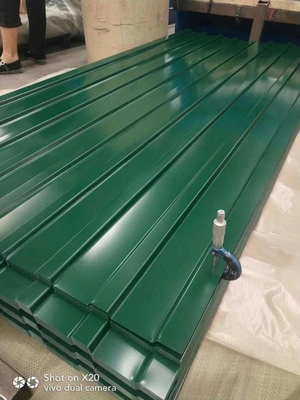 Carreaux de toiture en acier ondulé de couleur zinc galvanisé PPGI tôle revêtue pour la construction à 0,2 4 mm épaisseur ASTM Standard