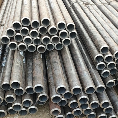 La facturation par poids théorique ASTM A53 tubes en acier au carbone sans couture p235gh tuyauterie extrémité en forme de cône peint en noir tubes en acier 4'