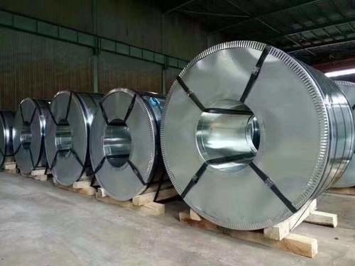 La production de l'acier en tôle et de la bobine en tôle électronique pour les canettes industrielles