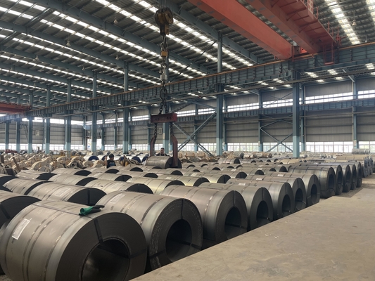 Surface lisse Grade Q235 Coil d'acier au carbone ASTM Q235 Q235B Q195 A283 Standard HRC feuille d'acier laminée à chaud en rouleaux