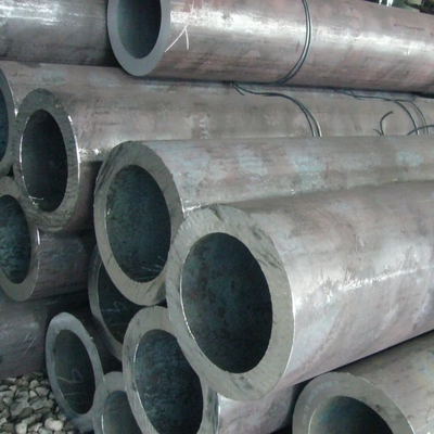 Pièces en acier au carbone de 20 pouces certifiées et conçues pour la durabilité dans des environnements difficiles d'infrastructure pétrolière