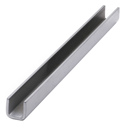 Acier à chaud laminé à base de carbone doux U Channel C Channel JIS G3101 SS400 SS540 Q215 Ck75 S235jr Q235 Q345 Ss400 Perforé