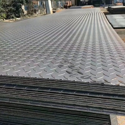 347 ASTM Standard S235 Calculateur de poids de plaque à carreaux 4,5 mm Anti-dérapant MS Plaque de plancher à carreaux en acier doux