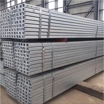 L'acier galvanisé en forme de canal C en acier en forme de U Q235/Q345/SS400/ST37-2/ST52/Q420/Q460/S235JR/S275JR/S355JR