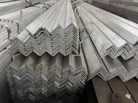 ASTM Standard Processing Drilling Equal Angle Steel Bar pour la série S235JR-S335JR épaisseur de 3 à 24 mm