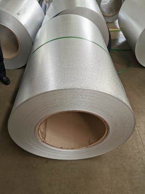Z140M Magnésium Aluminium Zinc Zn Al Mg Couches en acier enduit bobine non huilée Largeur 5-1500 mm La plus professionnelle