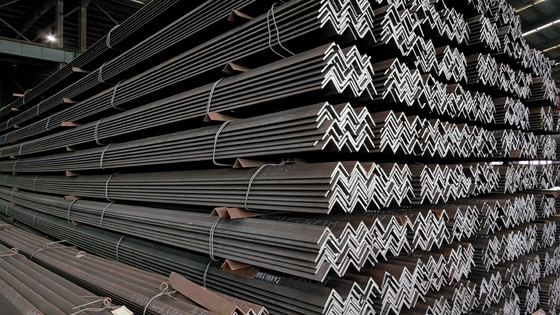 6m-12m S275JR ASTM A36 Bar angulaire pour matériaux de construction de bâtiment Q235/Q345/SS400/ST37-2/ST52/Q420/Q460/S235JR/S355JR