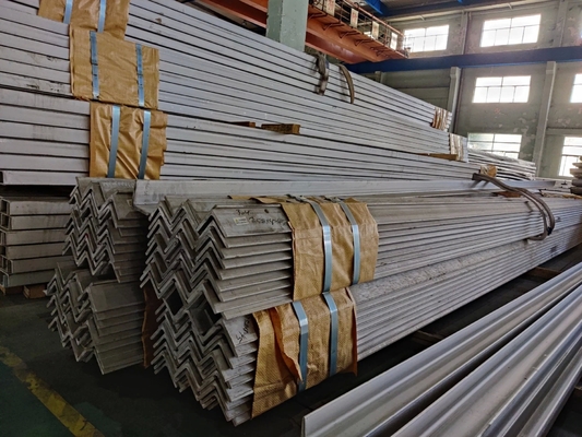 201 304 316 2520 Fer laminé à froid MS Profil d'angle égal et inégal en acier inoxydable en TSHS /2B /THS / 2D / BA /2BB Finition