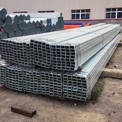 B X42 X52 X60 X70 Étails au carbone de qualité 0,5-2,0 mm épaisseur de paroi Pipe carrée en acier galvanisé laminé à chaud pour livraison liquide