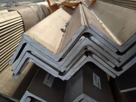 Barre d'angle en acier AISI à haute résistance pour la construction de bâtiments