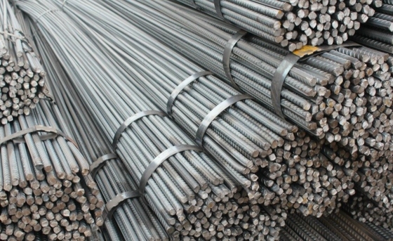 HRB400/500 ASTM A615 BS4449 Renforts en acier structural au carbone pour une tolérance de ± 1% dans les bâtiments