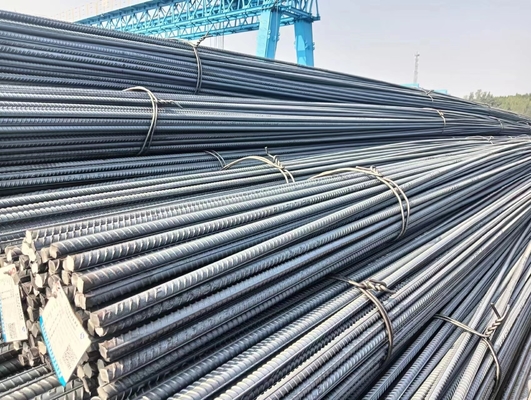 Service de soudage soudage de barres de rebarbe en acier 6 6.5 8 12 14 16 18 20 22 25 28 32 pour les structures de bâtiments en béton Barres de rebarbe en fer