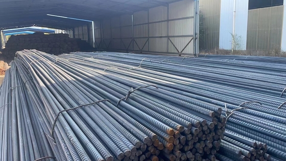 Renforcement en acier 6 6.5 8 12 14 16 18 20 22 25 28 32 pour la structure du bâtiment en béton