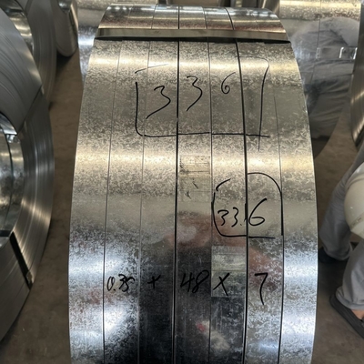Ligne de bande de bobine d'acier galvanisé 0,5 mm 0,8 mm 1000 mm 1219 mm 1500 mm avec certification CE et large gamme d'applications