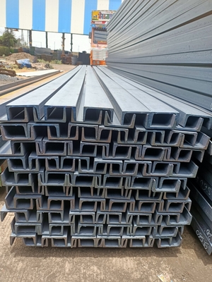 Barre de chaîne en acier galvanisé à poutre U en acier structural au carbone S335 JR 200 x 80 x 7,5 x 11 mm pour la construction