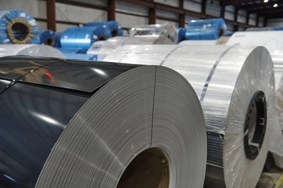 Des plaques de bobine d'aluminium peintes de haute qualité 1100, 5005, 6061, d'une épaisseur de 0,1 mm à 0,8 mm, prix fournisseur par tonne disponibles.