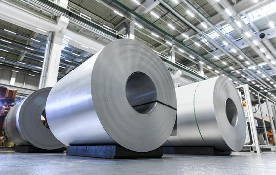 Des plaques de bobine d'aluminium peintes de haute qualité 1100, 5005, 6061, d'une épaisseur de 0,1 mm à 0,8 mm, prix fournisseur par tonne disponibles.