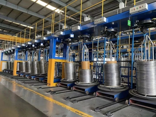 Haute qualité Applications variées en acier inoxydable MIG fil ER304 fil de soudage usine fil d'acier inoxydable