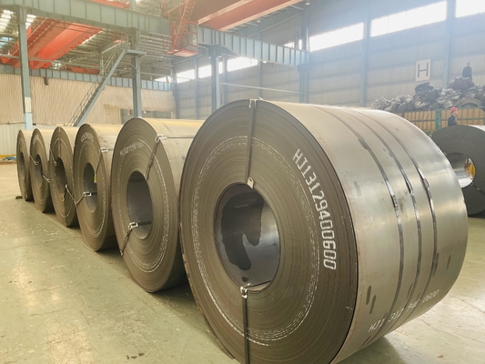 Coil d'acier laminé à chaud Grand inventaire Bas prix Q195 Q215 Q235 Q255 Q275 Q355 Ss400 C100s Coil d'acier à bande carbone élevée Aisi1095