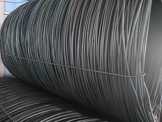 Barre d'acier déformée HRB400 fabriquée en usine, de 12 mm et 16 mm, idéale pour le renforcement de projets de construction
