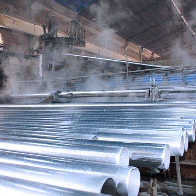 Vente à chaud tubes galvanisés zinc 40g 60 * 2mm rond tubes en acier galvanisé pour la construction