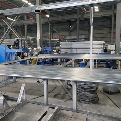En10219 St37-2 20x20 25x25 40x40 50x50 60x60 20x40 30x50 150x150 Tubes à section creuse carrées en acier galvanisé