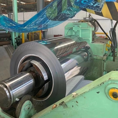 Des bobines d'acier inoxydable laminées à froid rentables: AISI 201, 304, 410 et 430, parfaites pour divers projets de construction.