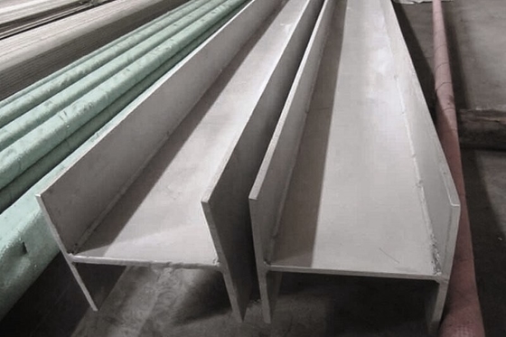 Chine Fabricant Balises préfabriquées en acier Prix compétitifs Balises en acier H-balises en acier H-balises