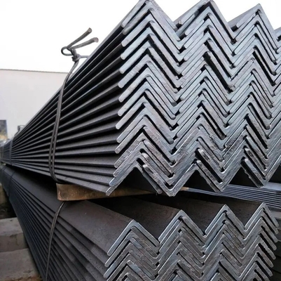 Q235b 60x60x5 Barre d'acier galvanisée à angle chaud Barre d'acier galvanisée à angle égal Fer
