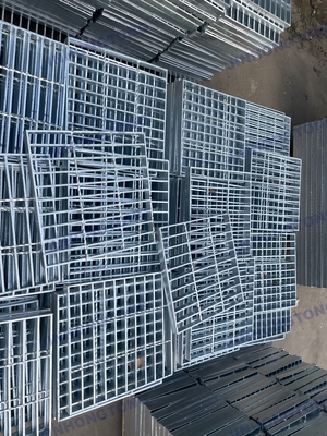 Vente à chaud JHT galvanisé grille de terrasse en acier pour passerelle Meilleur grille en acier pour passerelle grille en acier Q235 201 304 316 345