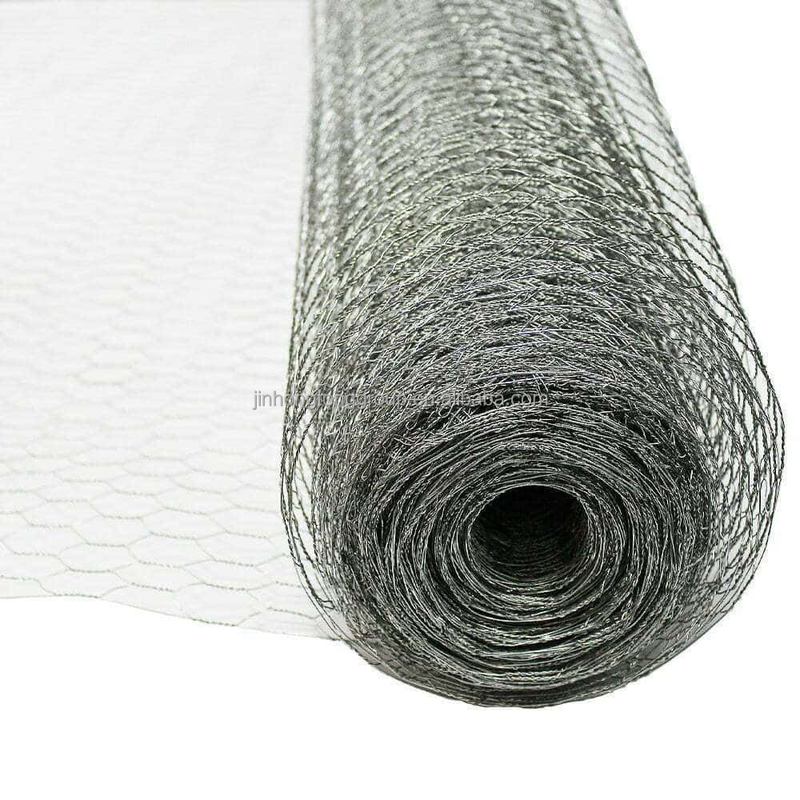 Galvanisée 60 80mm Ferme de clôture de filet de poulet d'acier Triple Twist PVC revêtue de treillis métallique hexagonal Twill tissé et taillé à la taille