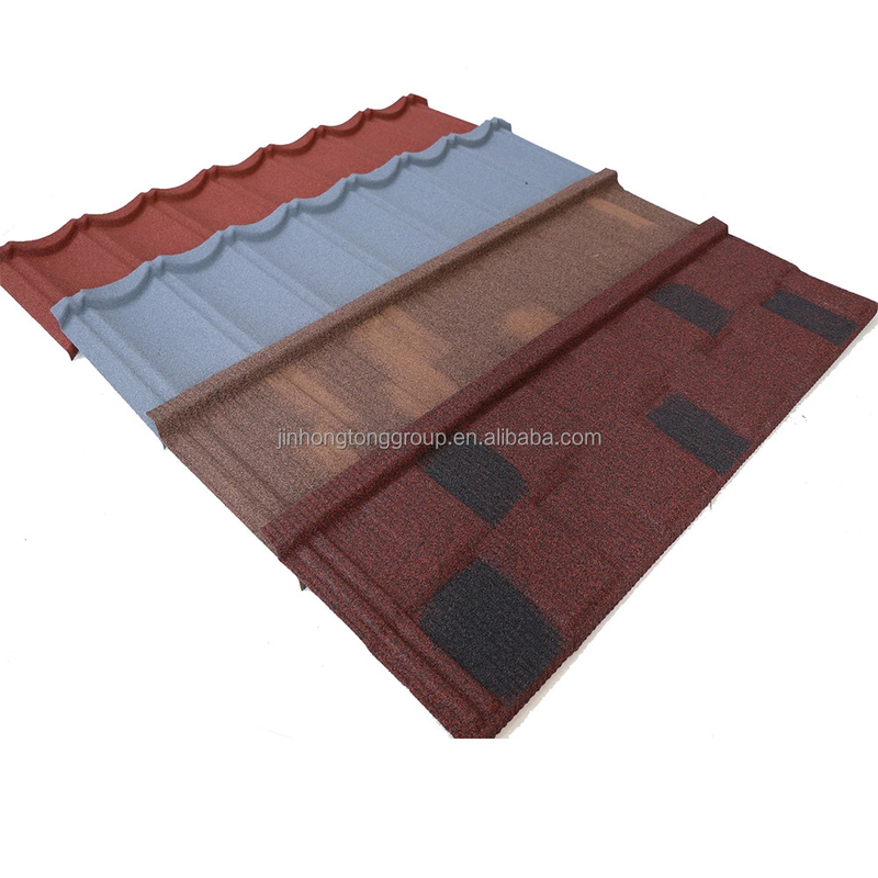 Matériaux de toiture de bâtiments de construction Carreaux de toiture en métal revêtus de pierre avec une surface revêtue de copeaux de pierre de couleur résistant aux ultraviolets
