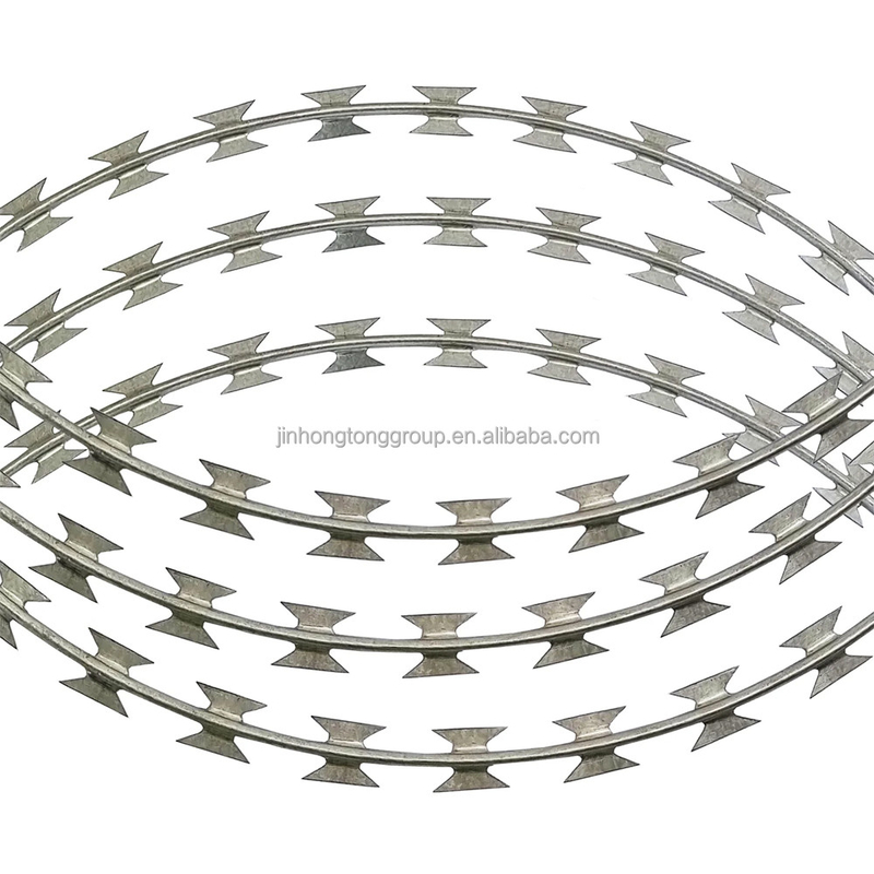 Protéger efficacement les prairies en utilisant des rouleaux de fil de fer barbelé à rasoir rapide avec un seul type de rasoir et une machine à double torsion