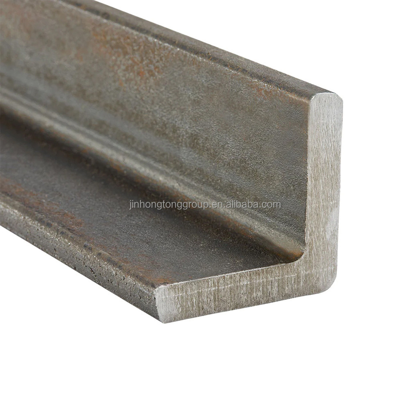 ASTM A36 SS400 S235JR S345JR Barre à angle égal pour structure d'ingénierie acier à angle en fer laminé à chaud