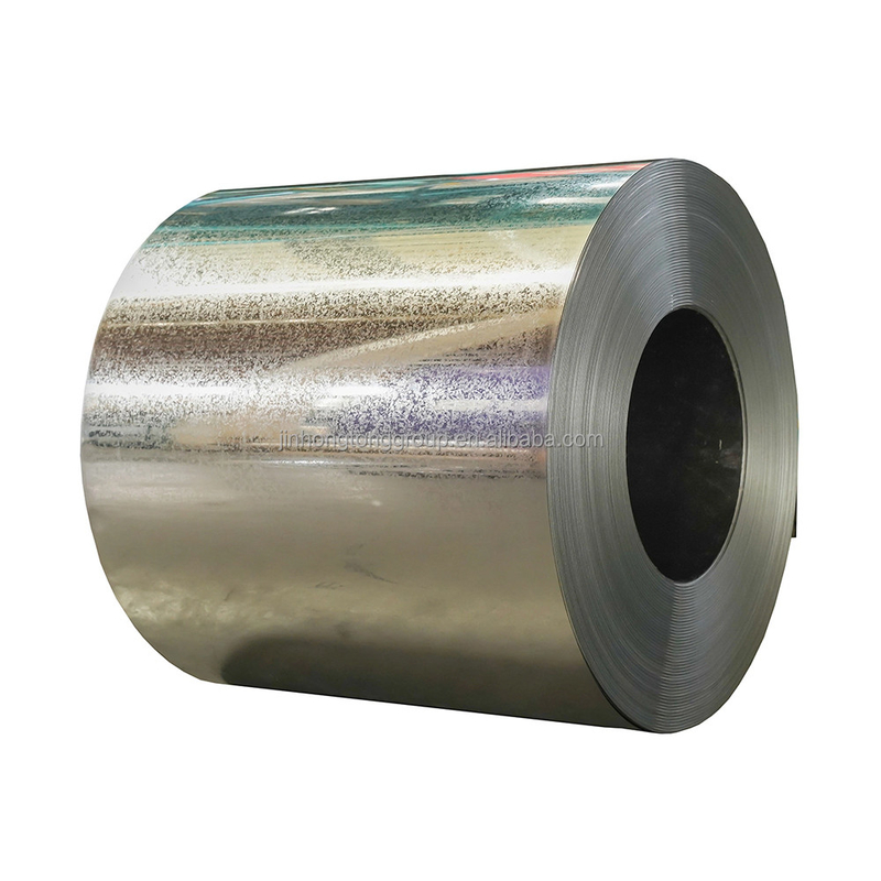 Coils d'acier au carbone revêtus de zinc de spangle ordinaire 0,8 mm 60 g 100 g 150 g 200 g pour la fabrication de feuilles ondulées à faible teneur en carbone GI / GL